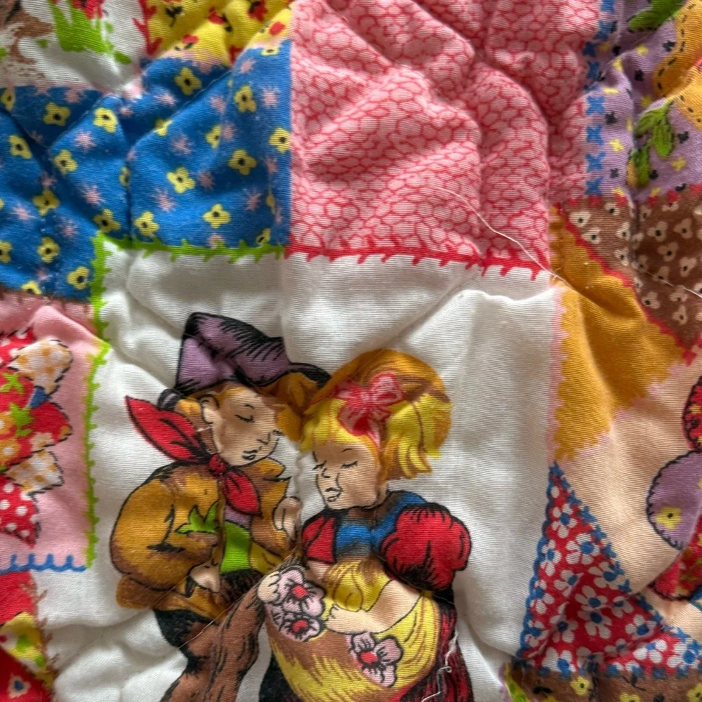 Vintage 60s Patchwork‎ Hand Sewn Colorful Floral Funky Quilt, 94”x68”
